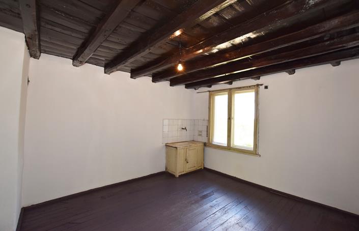 Image No.12-2 Bed House for sale