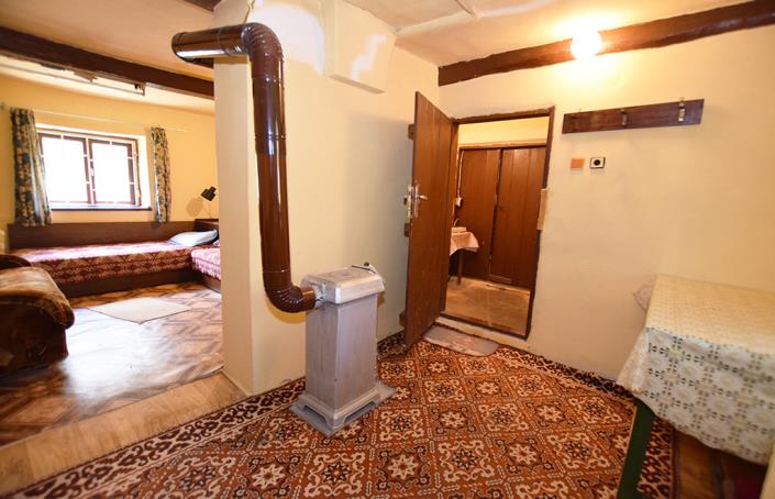 Image No.13-2 Bed House for sale