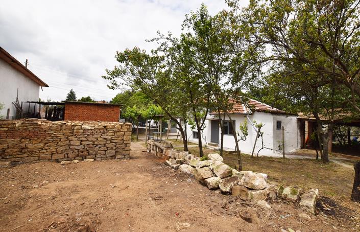 Image No.41-2 Bed House for sale