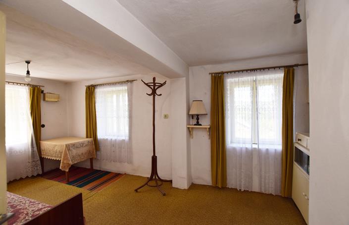 Image No.11-3 Bed House for sale