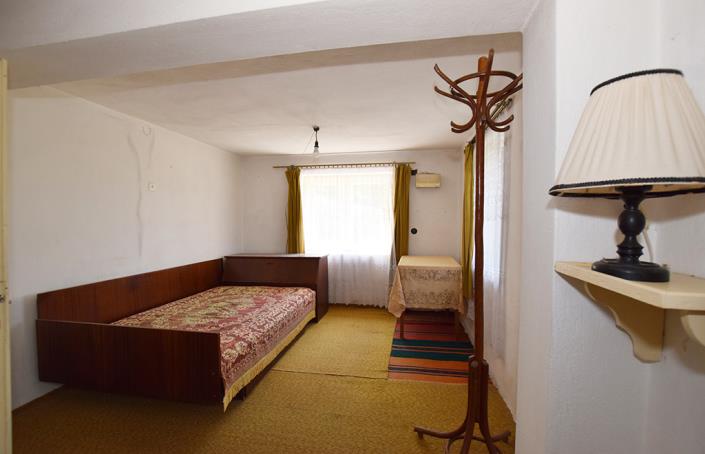 Image No.12-3 Bed House for sale