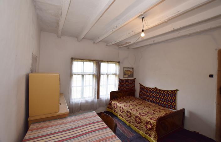 Image No.27-4 Bed House for sale