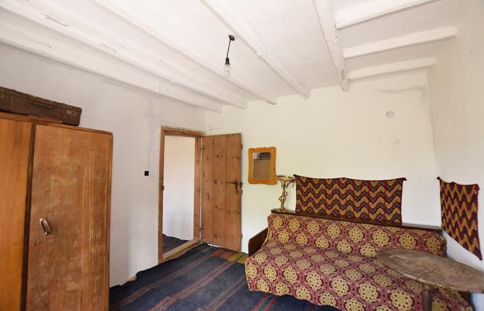 Image No.30-4 Bed House for sale