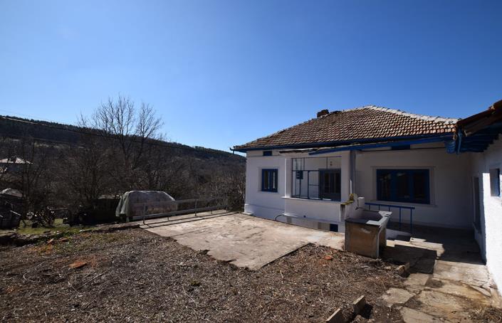 Image No.11-3 Bed House for sale