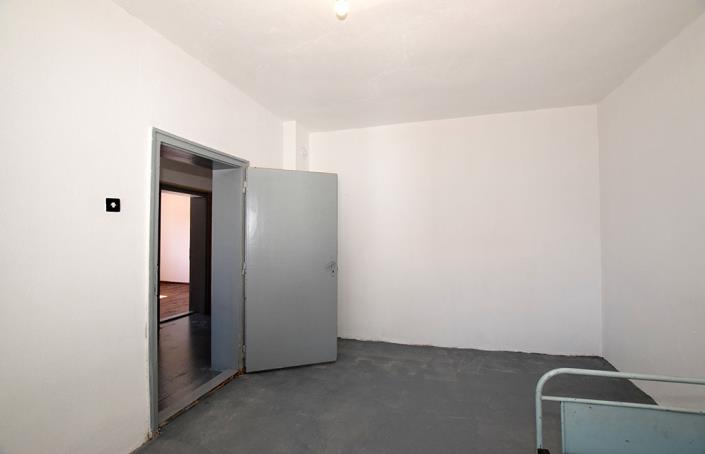 Image No.37-3 Bed House for sale