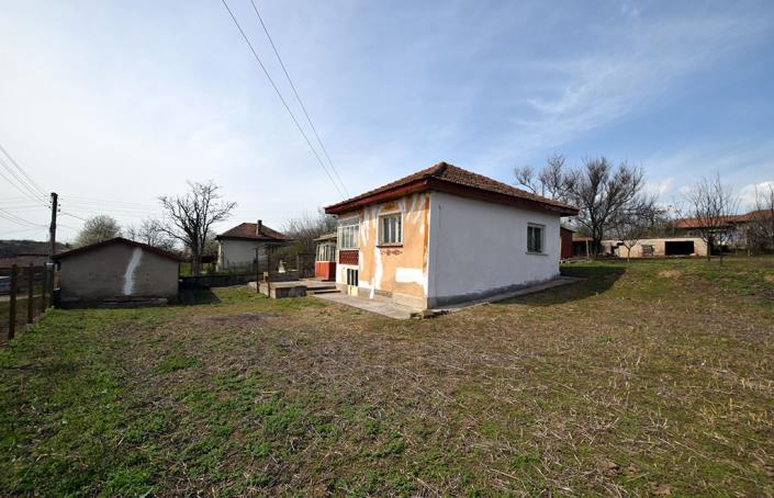 Image No.12-3 Bed House for sale