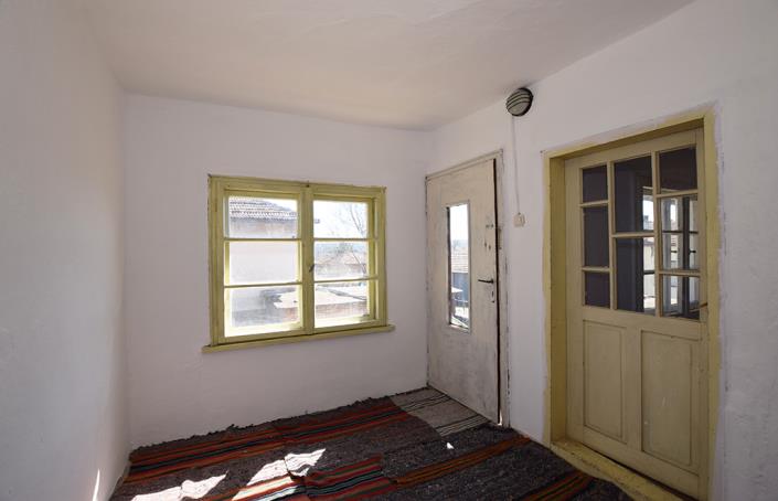 Image No.19-2 Bed House for sale