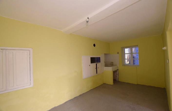 Image No.9-3 Bed House for sale