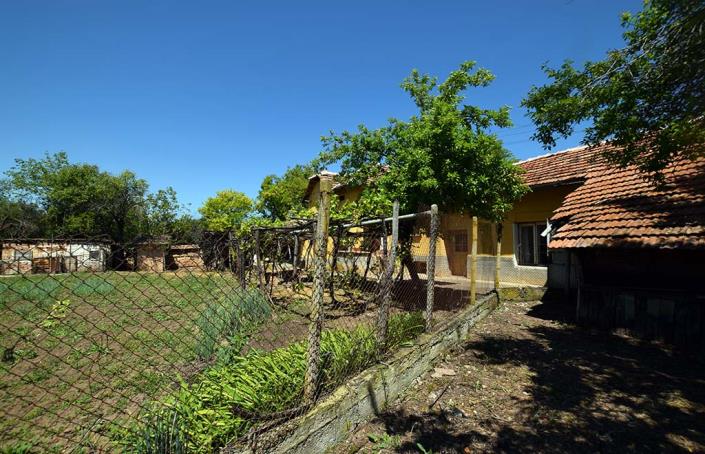 Image No.11-3 Bed House for sale