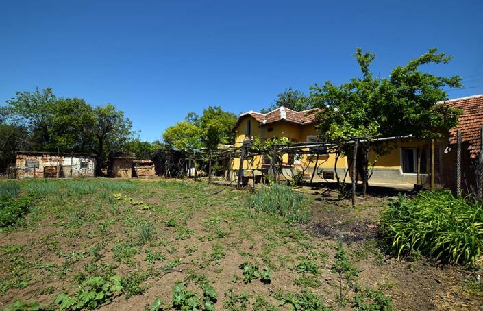 Image No.18-3 Bed House for sale