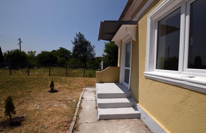 Image No.17-2 Bed House for sale