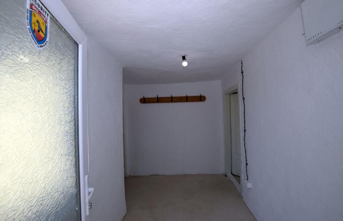 Image No.18-2 Bed House for sale