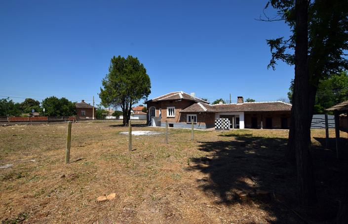 Image No.11-3 Bed House for sale