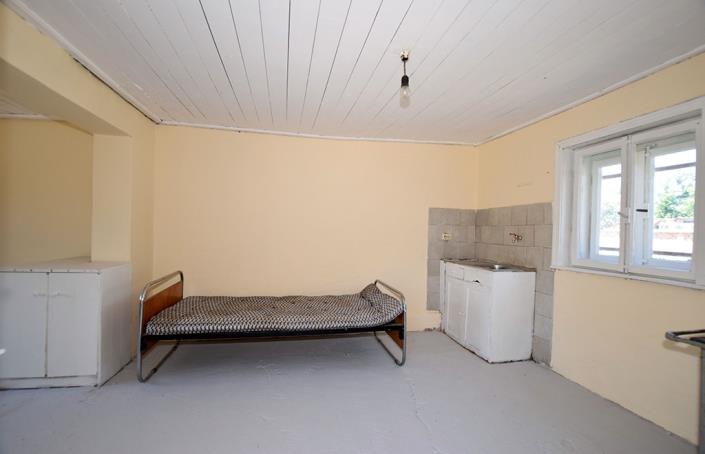 Image No.21-3 Bed House for sale