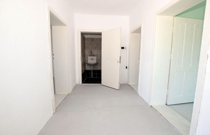 Image No.33-3 Bed House for sale