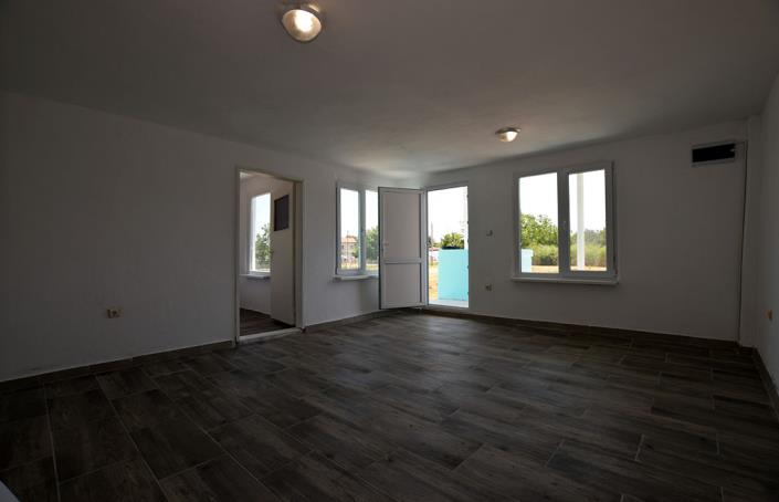 Image No.20-1 Bed House for sale