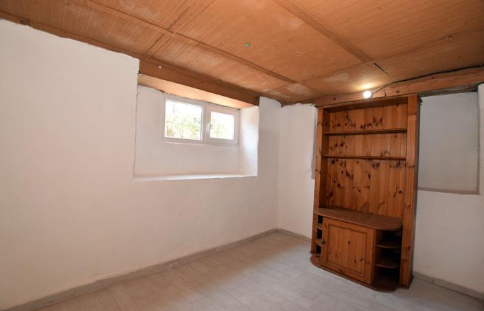 Image No.28-3 Bed House for sale