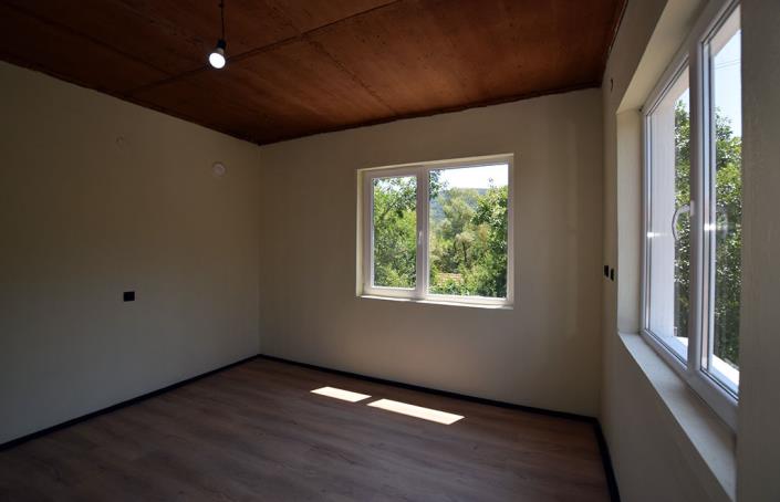 Image No.42-3 Bed House for sale