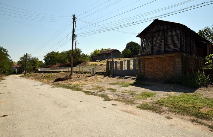 Image No.2-4 Bed House for sale