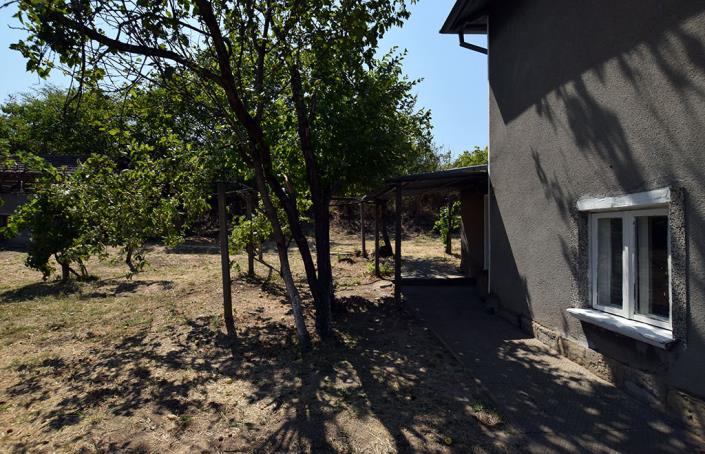 Image No.12-4 Bed House for sale