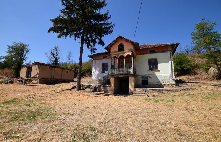 Image No.10-2 Bed House for sale