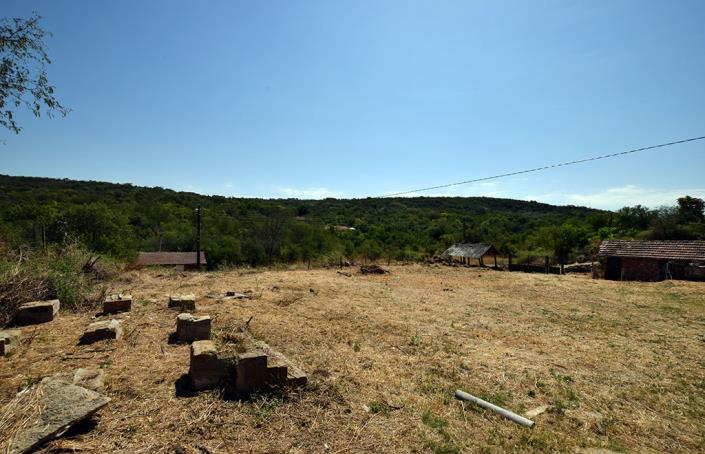 Image No.13-2 Bed House for sale