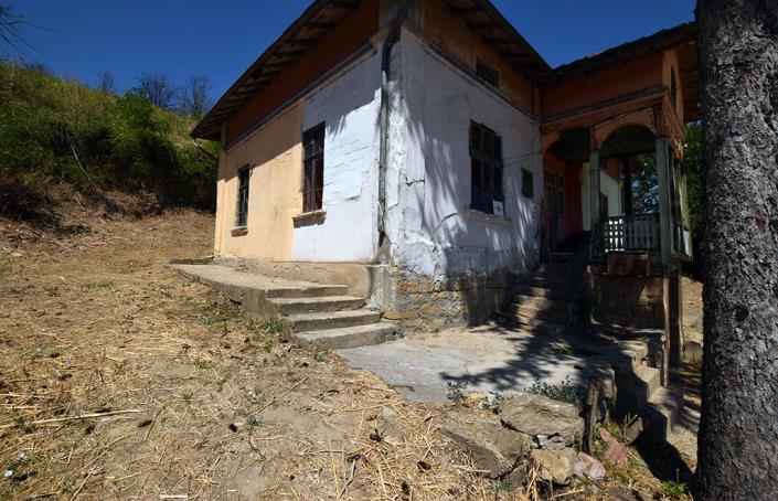 Image No.17-2 Bed House for sale