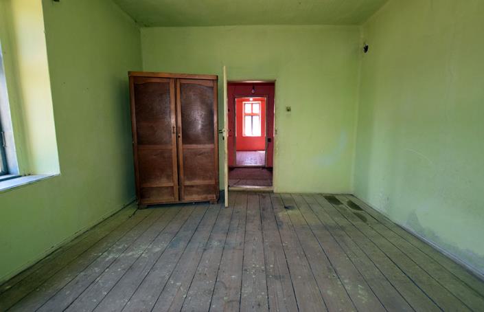 Image No.40-2 Bed House for sale