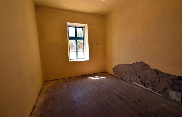 Image No.44-2 Bed House for sale