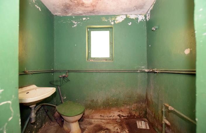 Image No.50-2 Bed House for sale