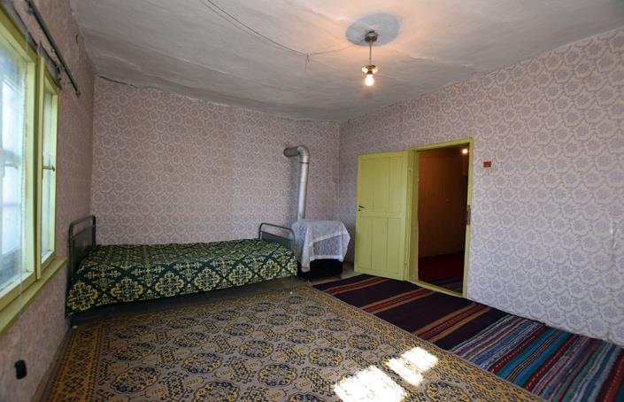 Image No.50-2 Bed House for sale