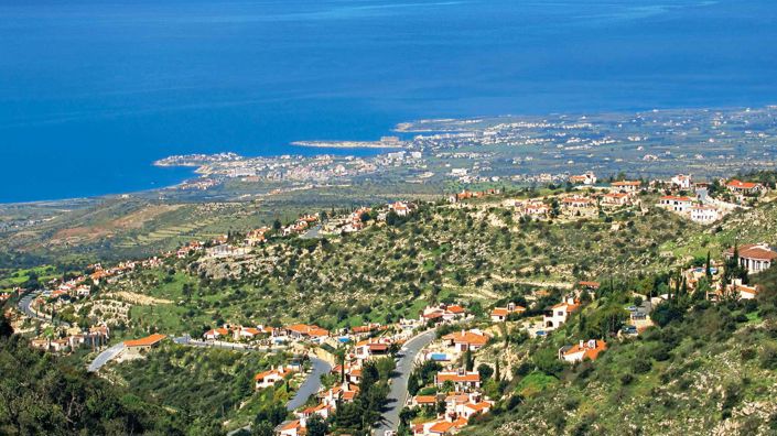 Image No.3-2 Bed House for sale