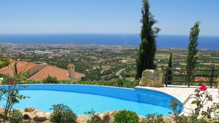 Image No.2-4 Bed House for sale