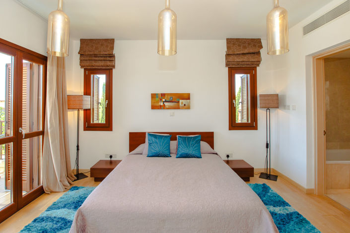 Image No.11-3 Bed Villa for sale