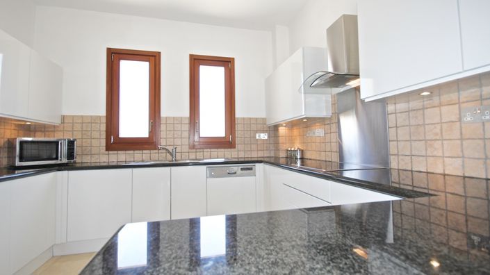 Image No.3-Villa de 5 chambres à vendre à Aphrodite Hills