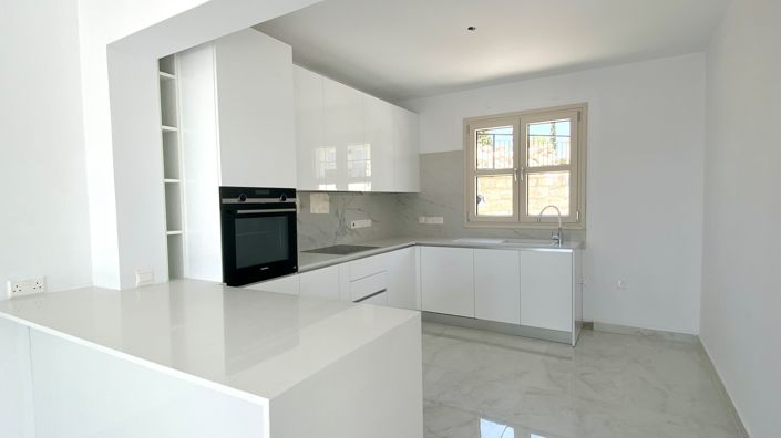 Image No.5-3 Bed Villa for sale