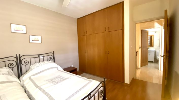 Image No.24-2 Bed Villa for sale