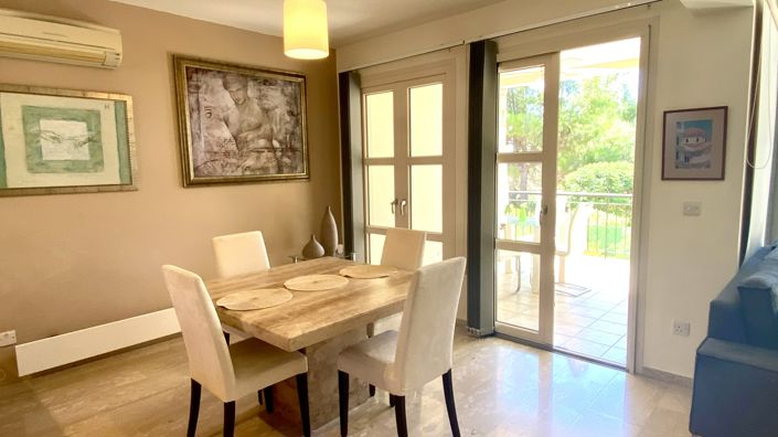 Image No.30-2 Bed Villa for sale