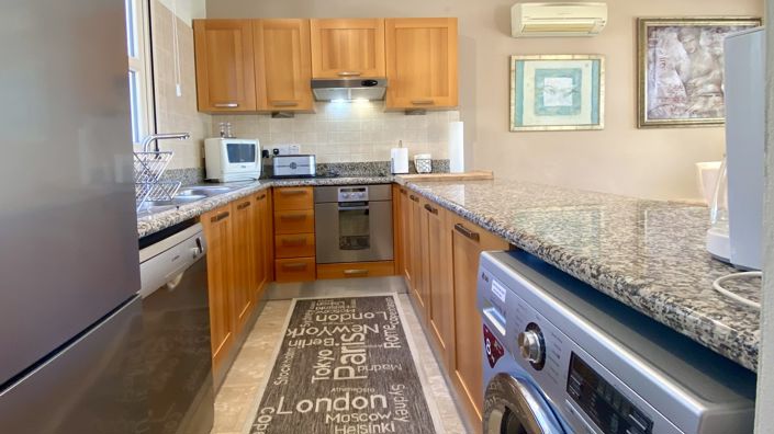 Image No.8-2 Bed Villa for sale