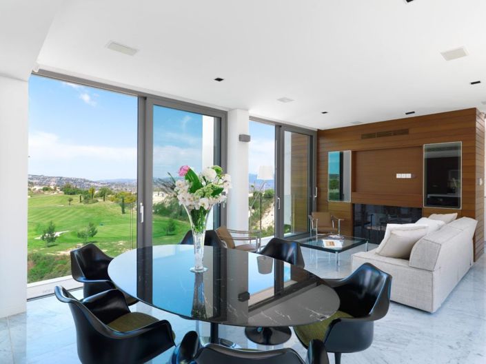 Image No.8-4 Bed Villa for sale