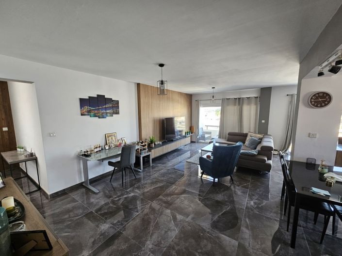 Image No.2-3 Bed Apartment for sale