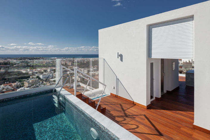 Image No.1-4 Bed Villa for sale