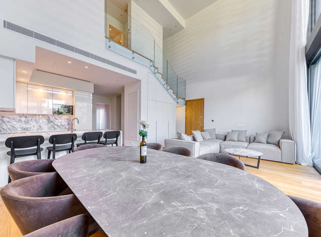 Image No.1-4 Bed House for sale