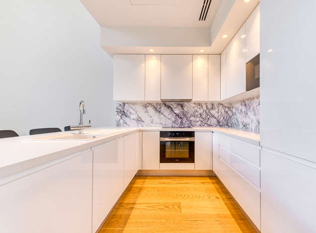 Image No.10-4 Bed House for sale