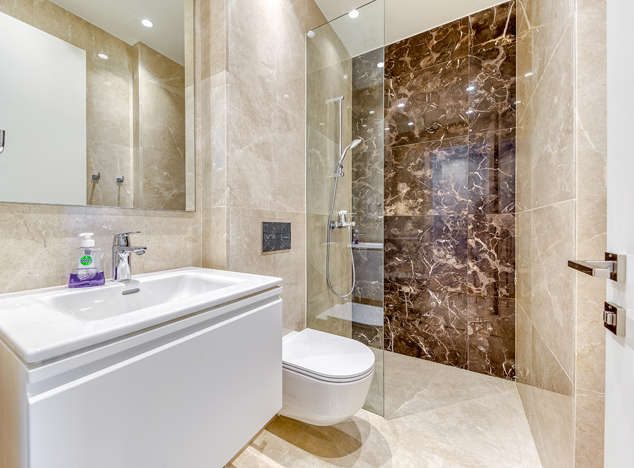 Image No.21-4 Bed House for sale