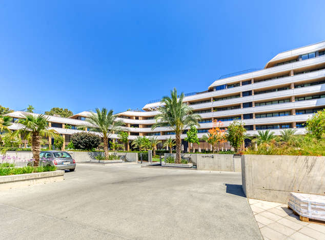 Image No.35-4 Bed House for sale