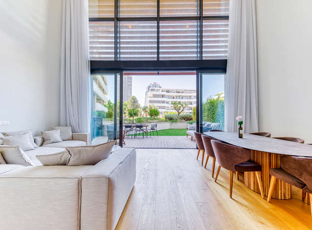 Image No.4-4 Bed House for sale