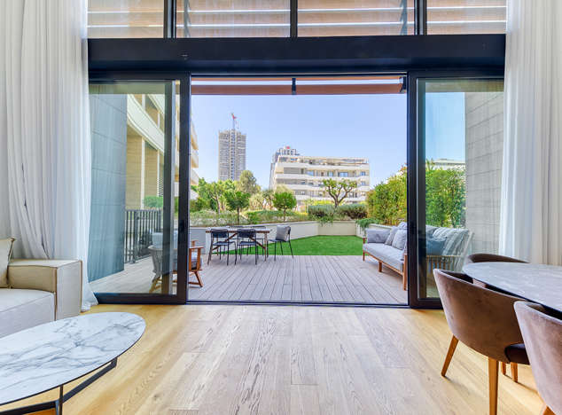 Image No.7-4 Bed House for sale