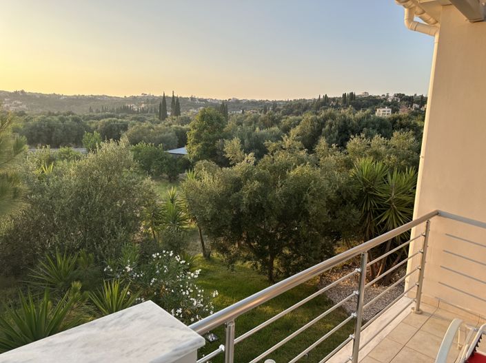 Image No.11-3 Bed Villa for sale