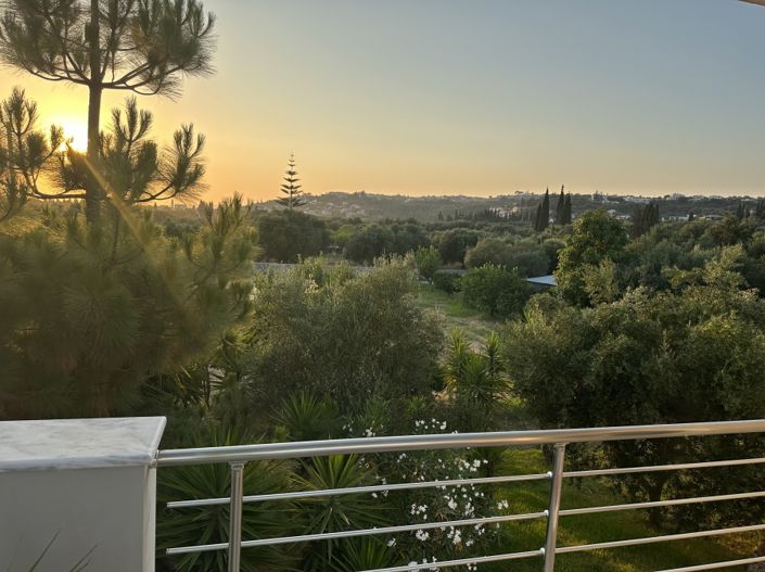 Image No.3-3 Bed Villa for sale